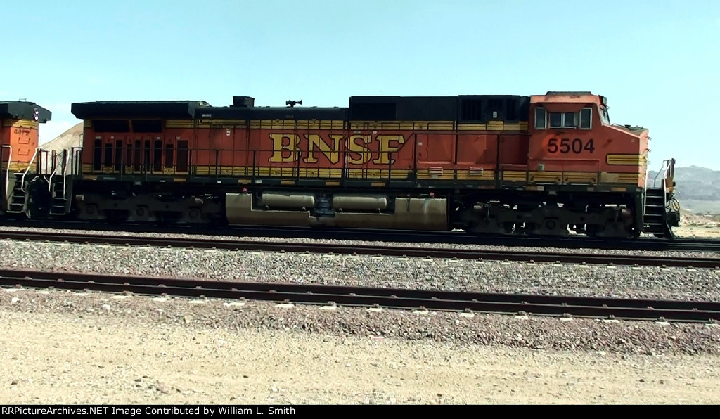 WB Intermodal Frt  -137-